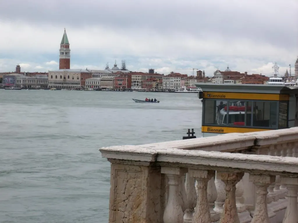 Bed and Breakfast Biennale Venecia